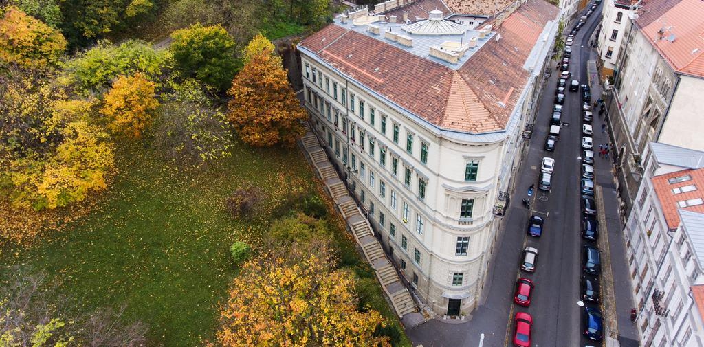 Logement Sous le Château Budapeste Exterior foto