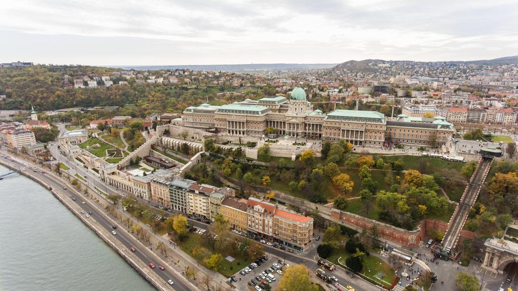 Logement Sous le Château Budapeste Exterior foto
